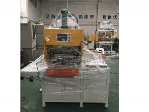 东莞客户定购铜管自动压扁机